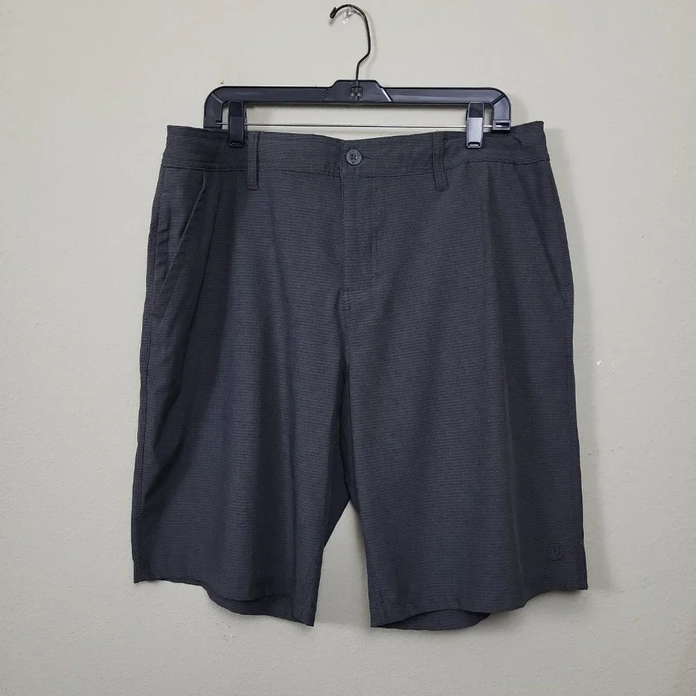 Hang Ten Men's Size 36 Performance Board Short Charcoal Gray Stripe Beach Casual